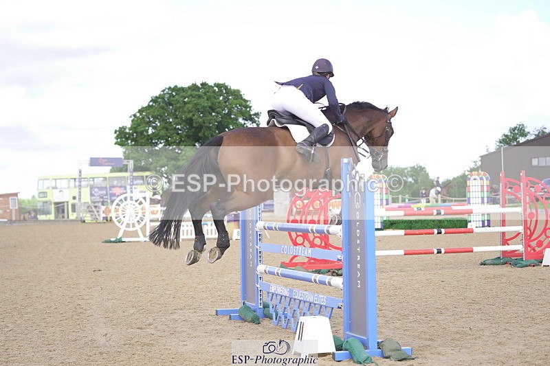 230806A-111850-01556 - Cls 13 Snr Newcomers & 1.10m Open