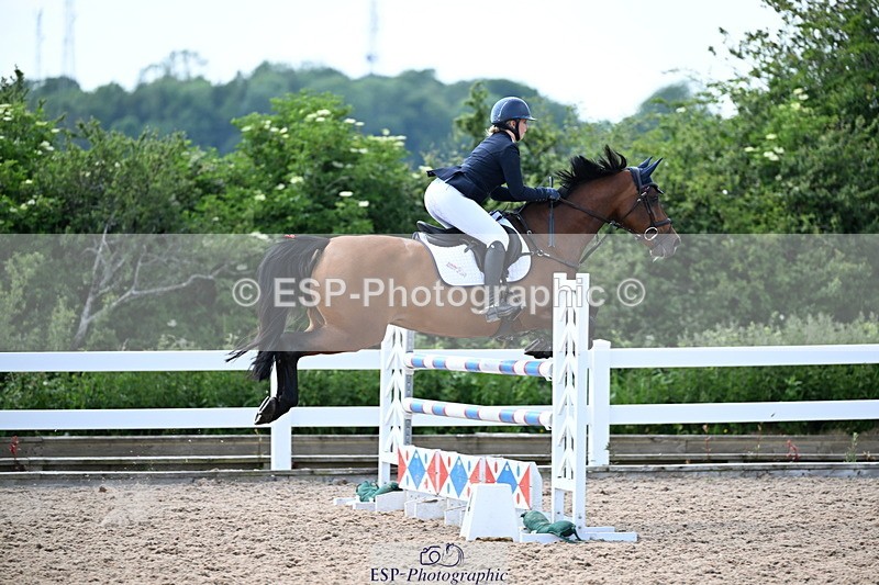 240605A-145857-00842 - Cls 4 Newcomers and 1.10m Open