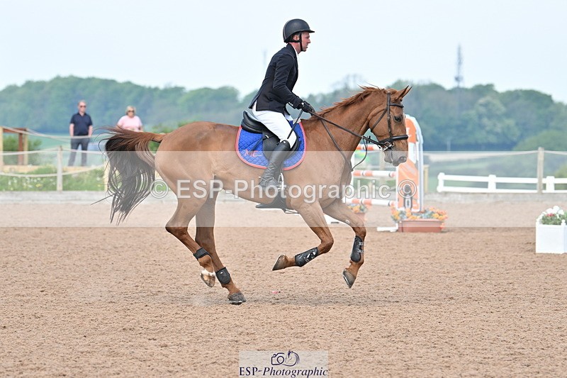 240512A-104300-17347 - Cls 48 National 1.30m Open