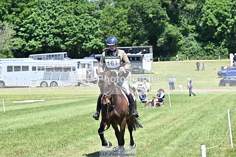 250522B-123427-02100 - 161-FLO.CORMINT-Charlotte.Rowe