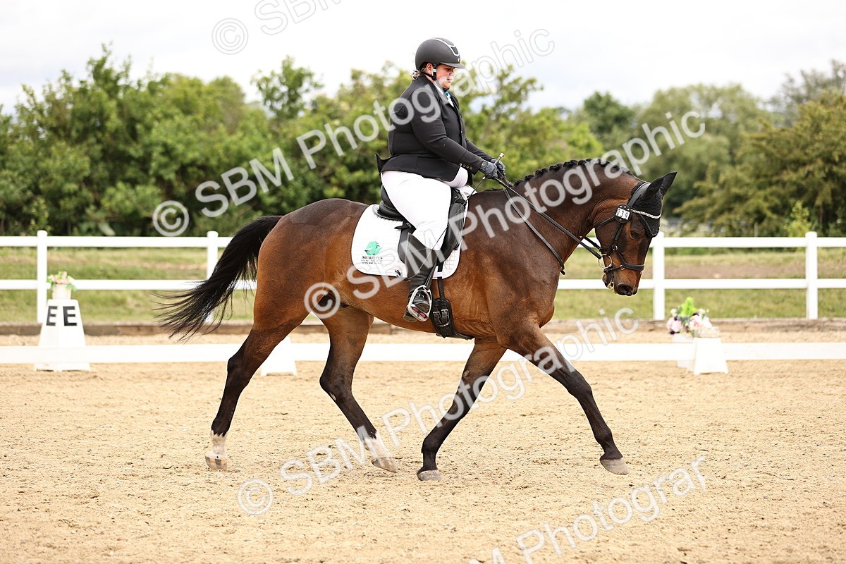 SBM_002893 - Class 2 - Novice 4 - 12.00-13.10