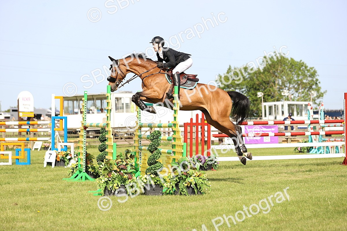 SBM_01349 - Class 200 - Martin Grant Homes Welcome Stakes 1.25m Open