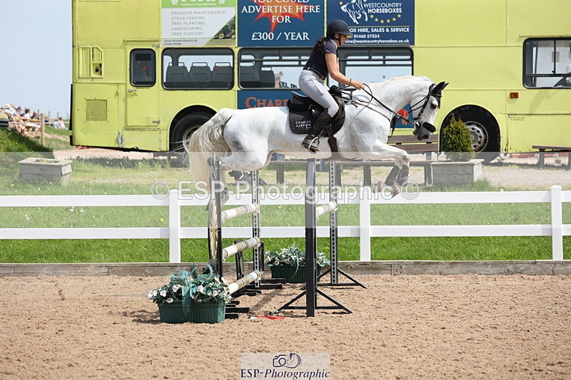 240510A-140552-07444 - Cls 17 1.05m National Am Quali