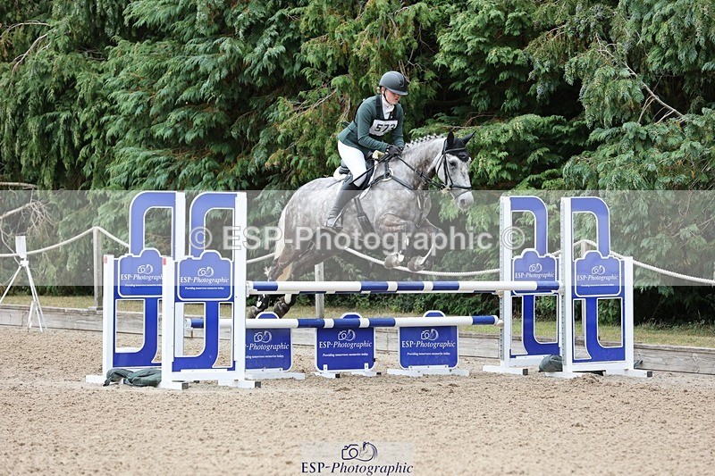 250803A-122649-12792 - M-573-Josie.Jackson-CLOONEEN.WALTZING.WILLOW