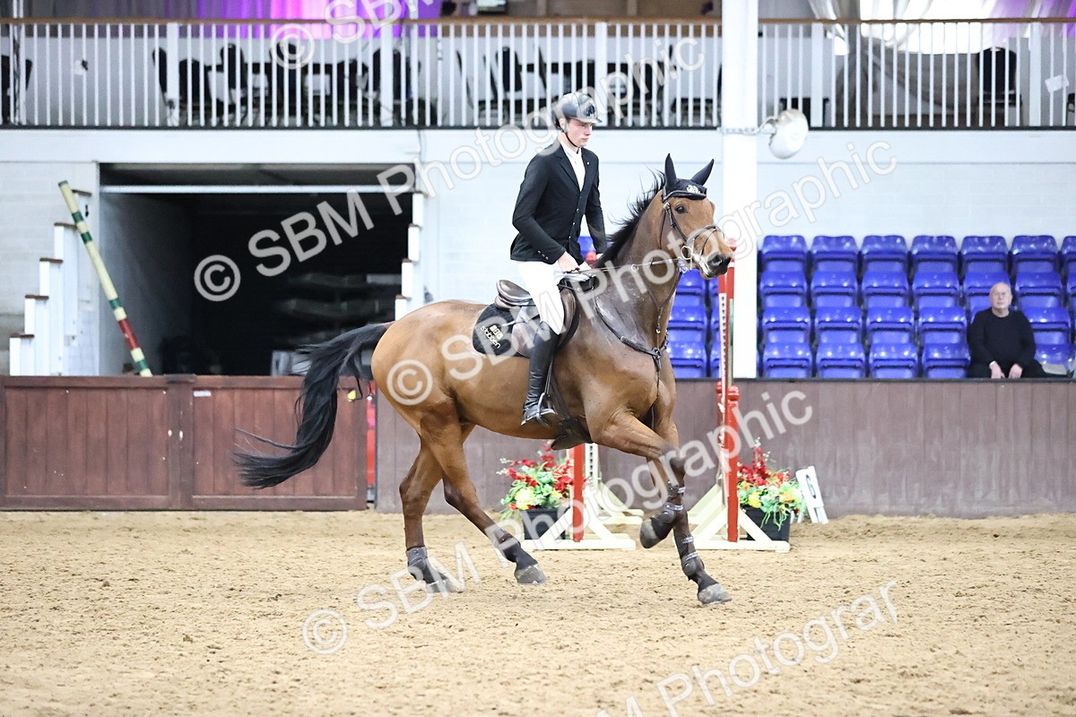 SBM_001908 - Class 4 - Senior Newcomers - 1.10m Open