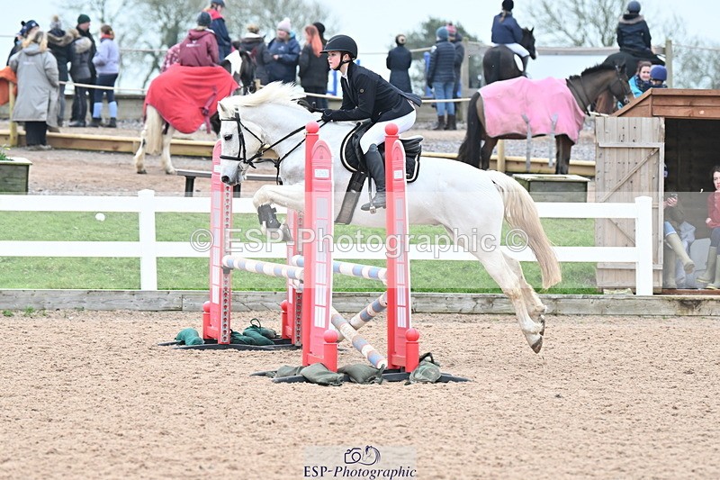 240128A-112848-00533 - Cls 3 Pony Discovery and 90cm Open