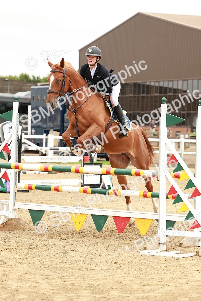 1I0A7856 - Class 4 - Senior Newcomers 1.10m