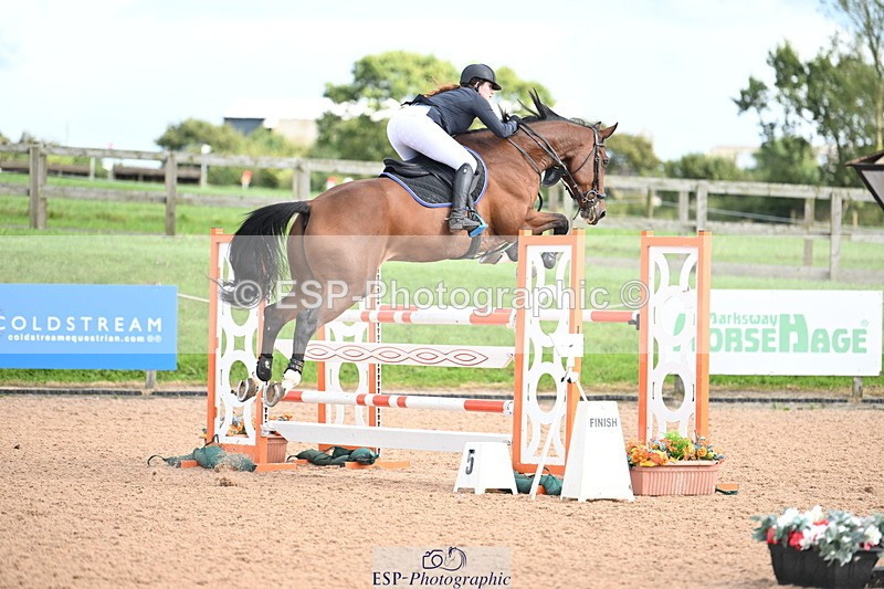 240912A-142055-02161 - Cls 5 National 1.30m Open