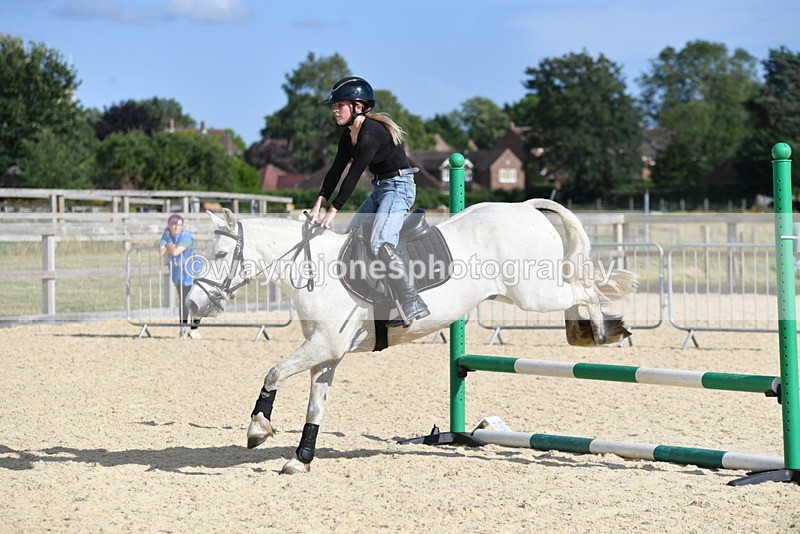 WJ5_5848 - Poles off the floor