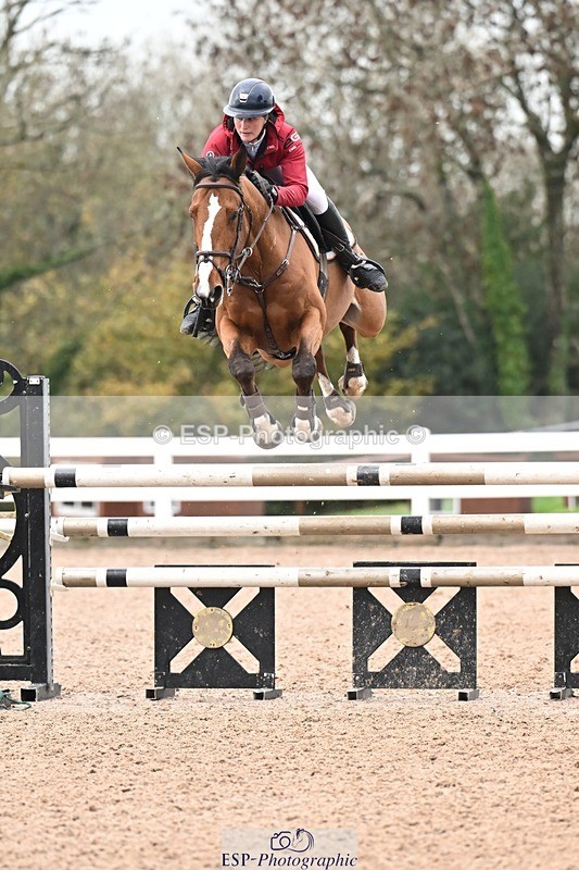 251105-143642-00925 - Cls 06 Fox & 1.20m