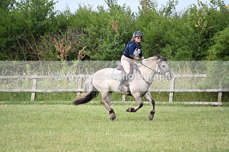 WJ6_6145 - 60cm XC Time 09:58 to 10:16