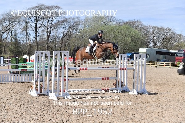 BPP_1952 - CLASS 20 SUN RHS Foxhunter Championship Qualifier
