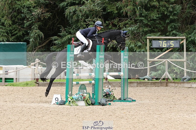 251026A-125913-24951 - G-505-Sarah.Amos