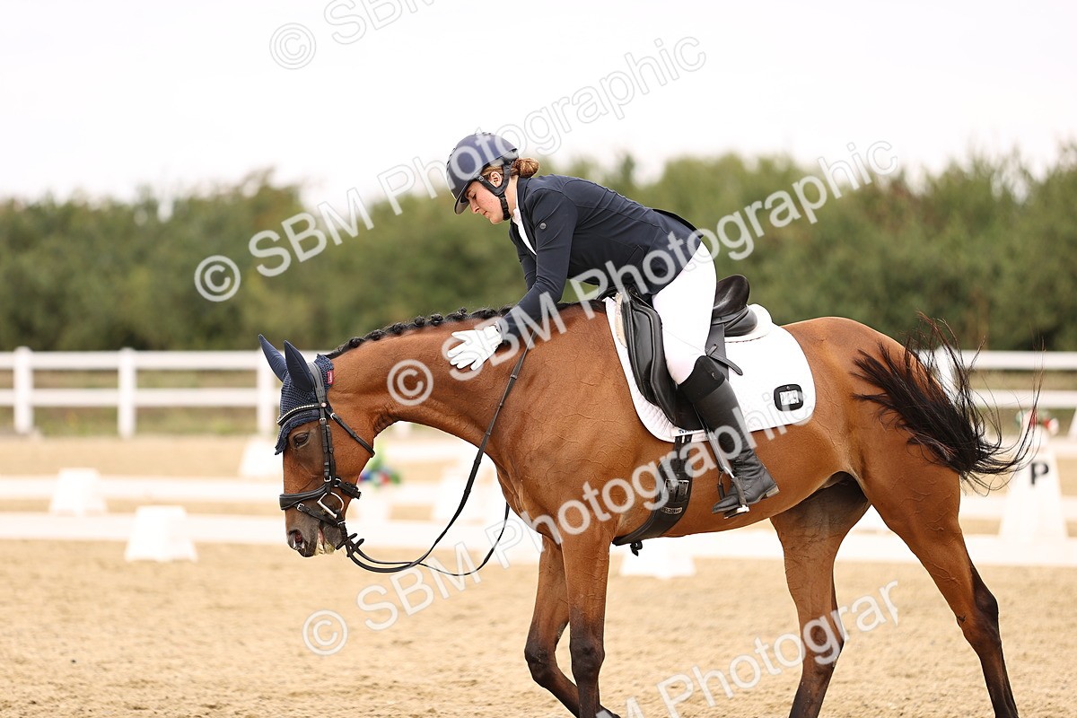 SBM_013910 - Class 4 - Novice 5 - 13.09-13.51