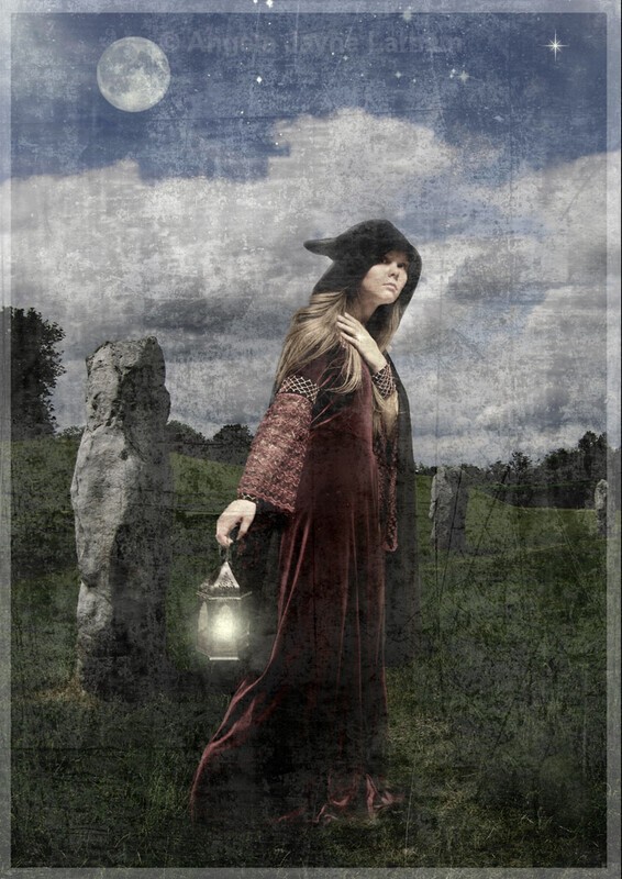 Hedge Witch - Mystery & Moonlight