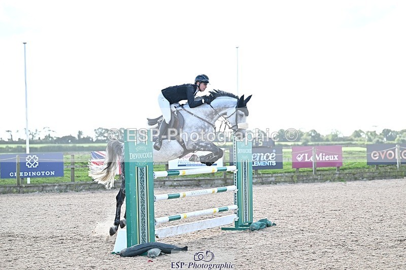 250924-135758-00495 - Cls 6 Foxhunter and 1.20m Open