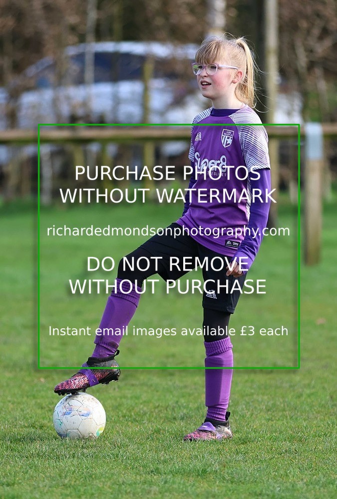 533A3194 - Kendal United Girls Under 10's vs Lune Valley Lightning Under 10's