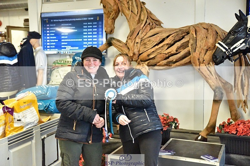 250215-131350-03652 - Medium Silver Presentations