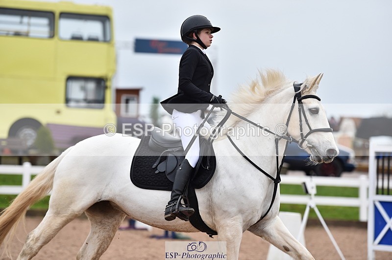 231203A-104542-00565 - Cls 3 Discovery & 90cm Open