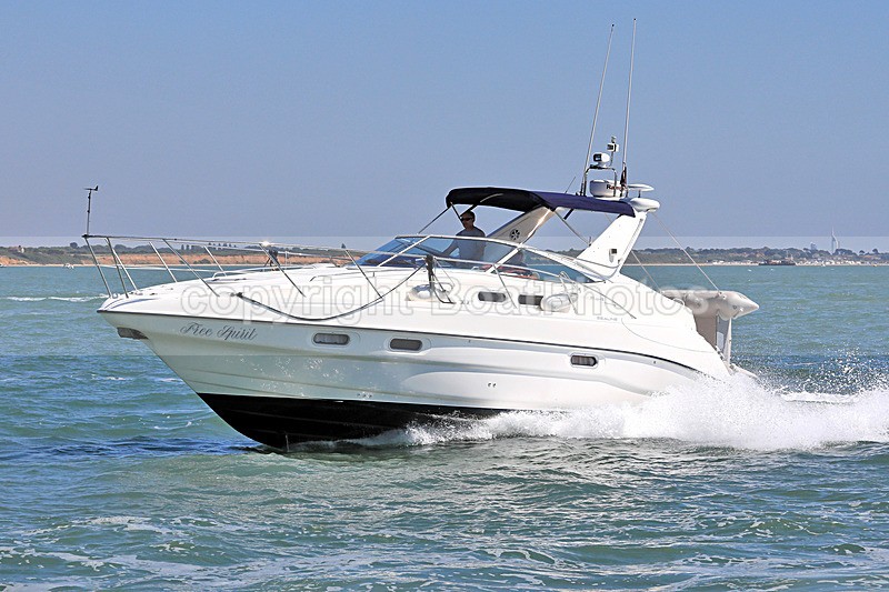 180715 FREE SPIRIT - SEALINE S34 1Y3A2414 - Motorboats - Open