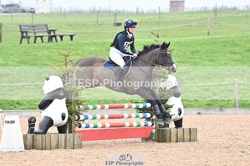 250118-141143-01454 - Cls 3A&B 90cm 13.20 to Coursewalk