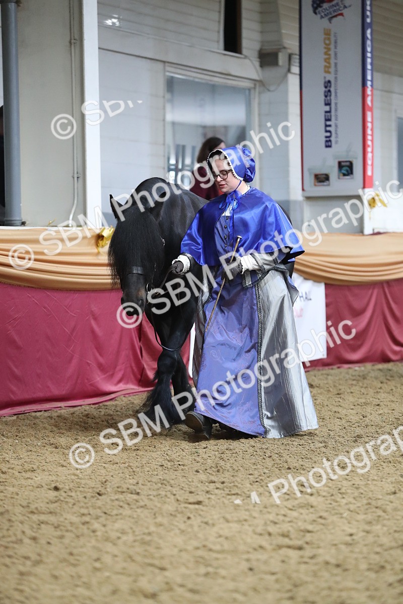 SBM_10748 - Class 103 IH Costume