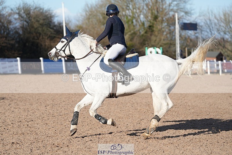 251130-122427-01173 - Cls 9 Pony Fox & 1.10m Open
