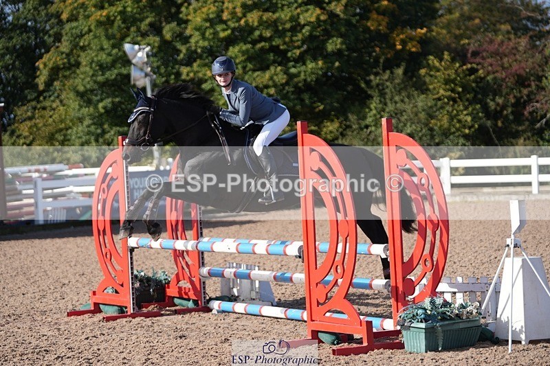 251004-103203-01793 - Cls 15 British Novice and 90cm Open