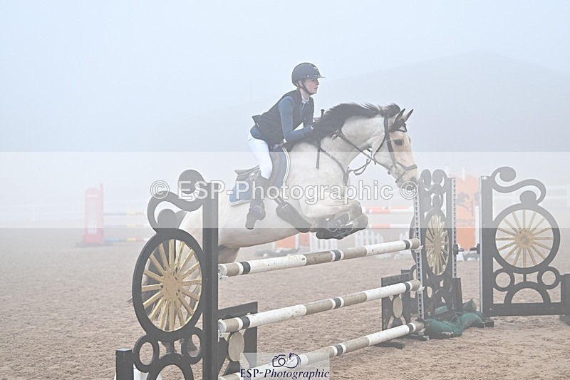 250208-121616-00501 - Cls 9 Pony Newcomers and 1m