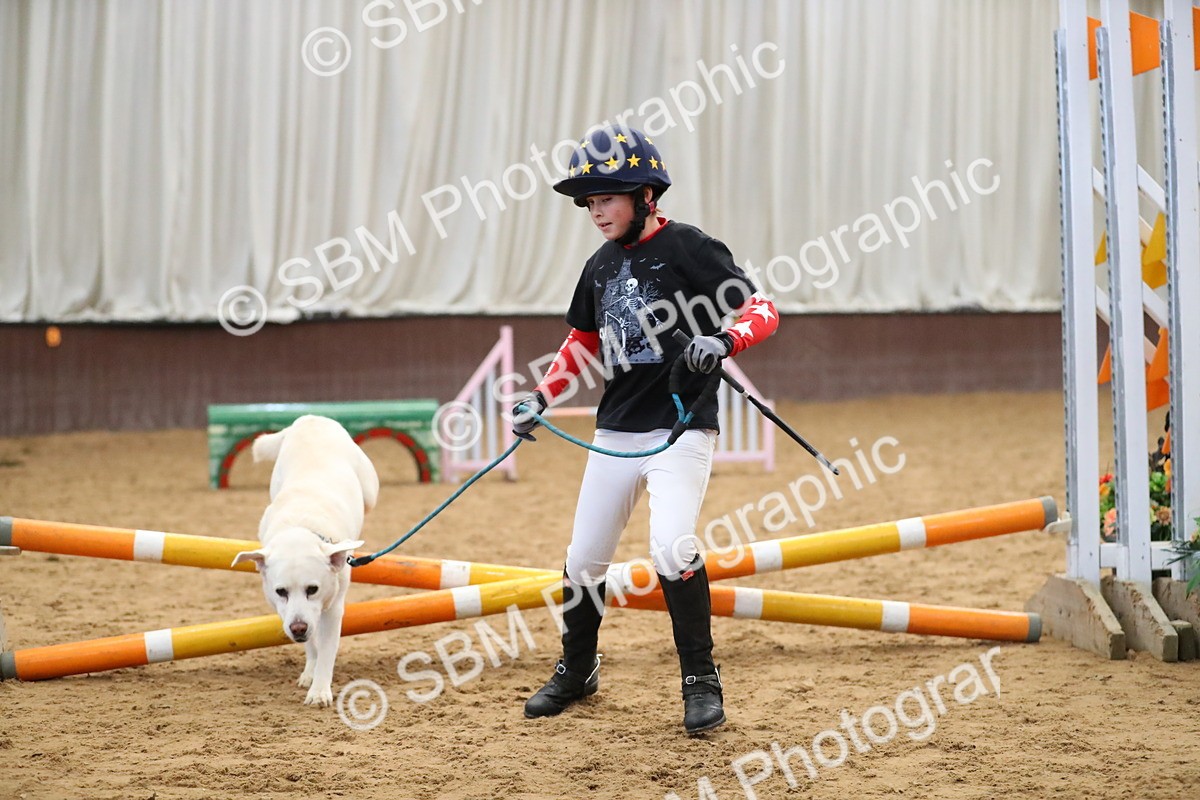 SBM_001877 - Class 3 - Horse & Hound