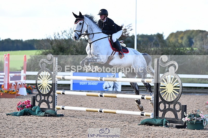 231014A-135732-05165 - Cls 15 1.05m Amateur Q 2nd R