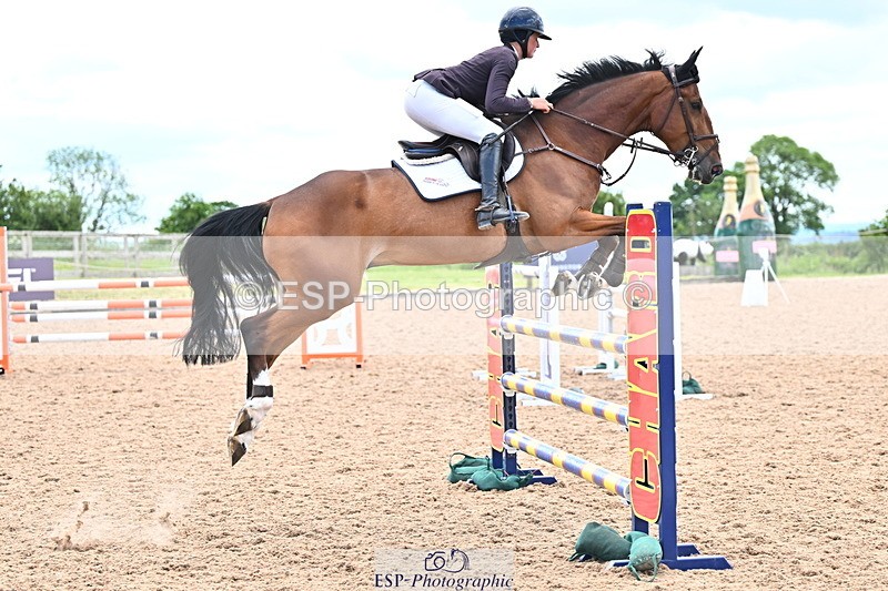 240608A-125655-02437 - Cls 4 Snr Newcomers and 1.10m Open