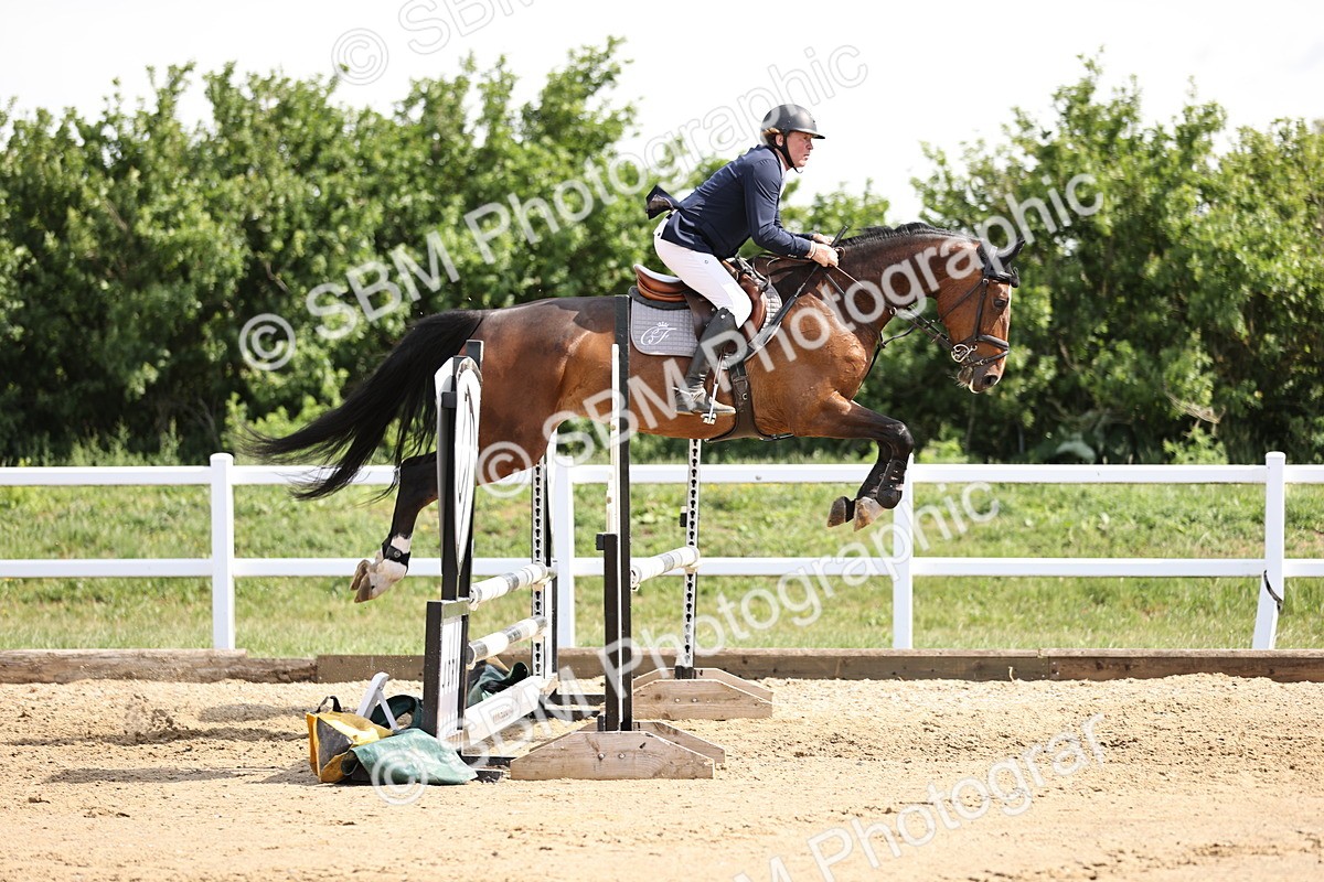 SBM_001959 - Class 9 - Senior British Novice - 90cm