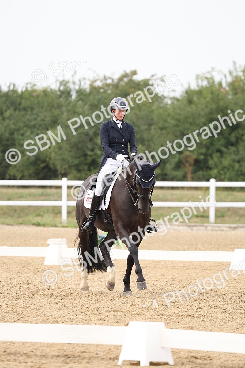 SBM_008213 - Class 10 - FEI INT I - 16.10-16.50