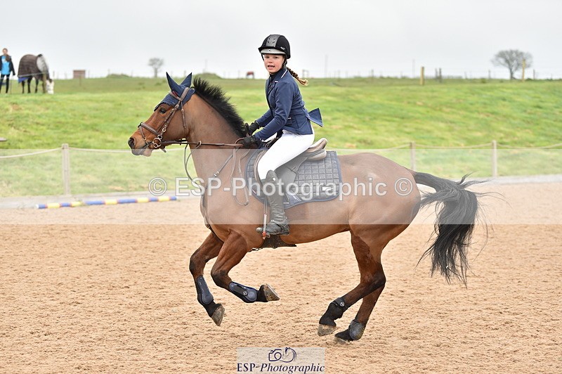 240331A-104552-00496 - 90cm First Round