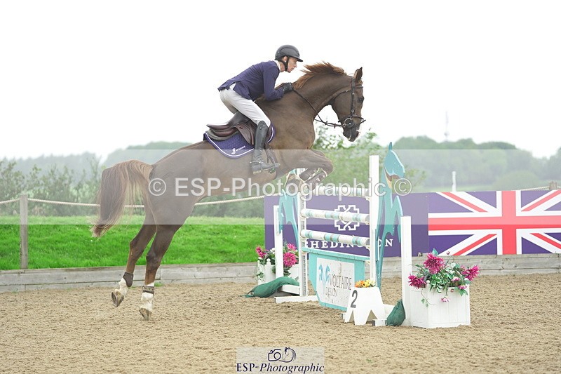 230730A-134826-10171 - Cls 27 Chard Grand Prix