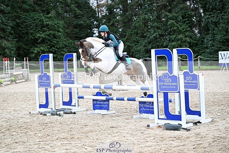 241117-142802-04586 - Cls 3 90-95cm 14.00 to 15.00