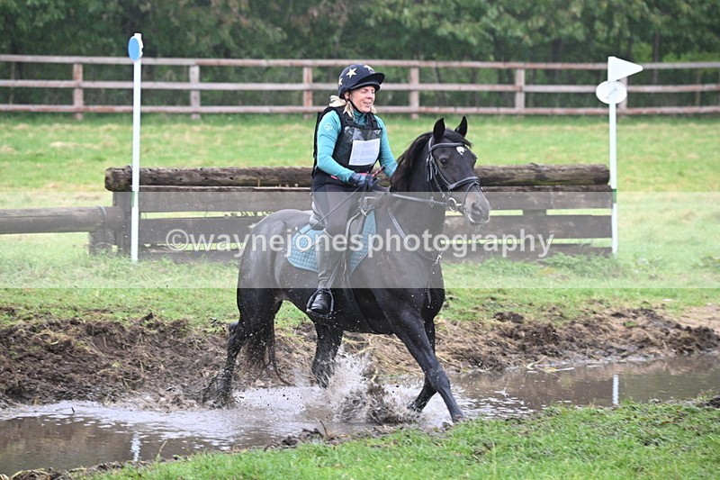 WJ6_9574 - Time at Photographer 14:46 to 14:57