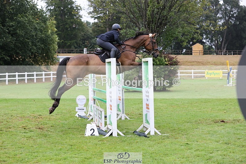 250830A-144048-07075 - Cls 16 Snr Newcomers and 1.10m Open