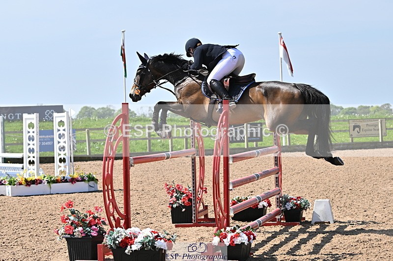 240509A-111139-01066 - Cls 9 Snr 1.20m Open