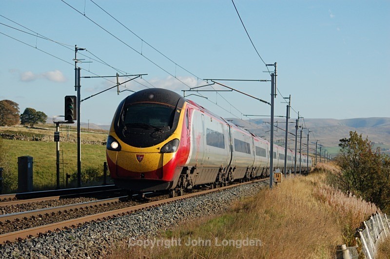29.9.13 - 390135 1S69 13.28 Euston - Glasgow, Salterwath - West Coast Main Line (north to south)