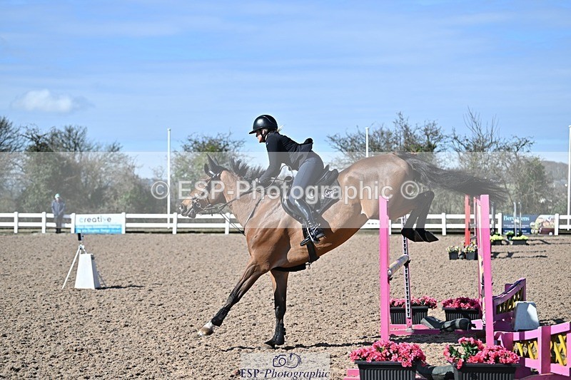 250314-105716-00118 - Cls 2 British Novice and 90cm
