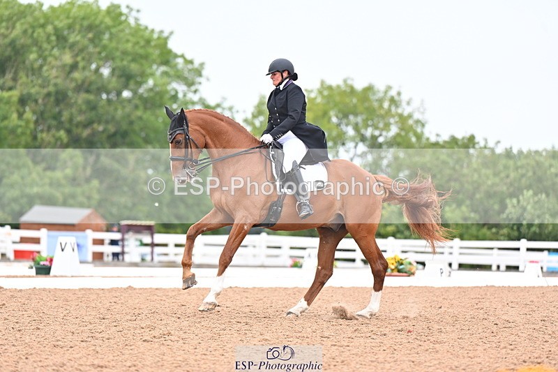 240815A-141930-01844 - 152-Sarah.Bull-Cantano.II