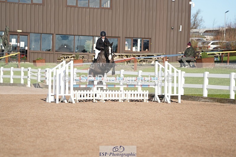 251130-131454-01212 - Cls 15 - 17 Children on Horses