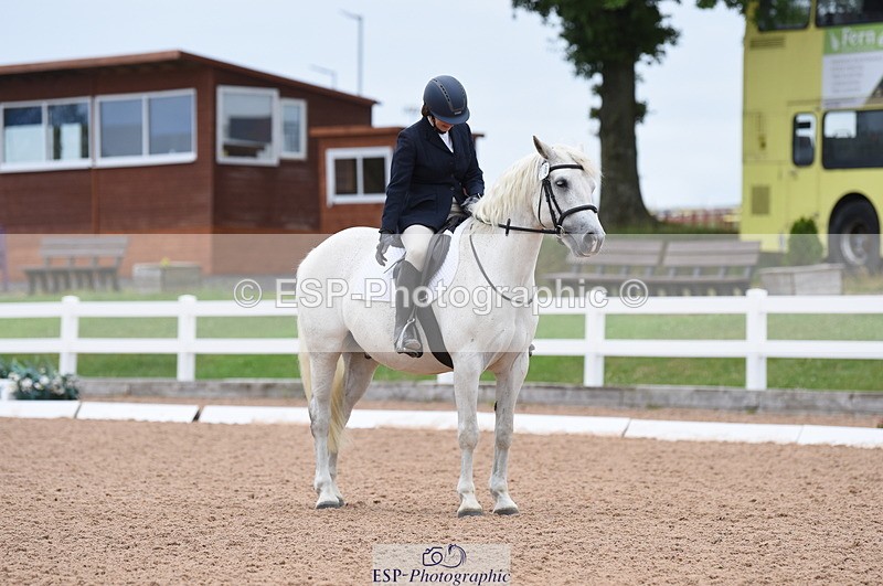230701A-102010-04313 - Cls 2 Intro B