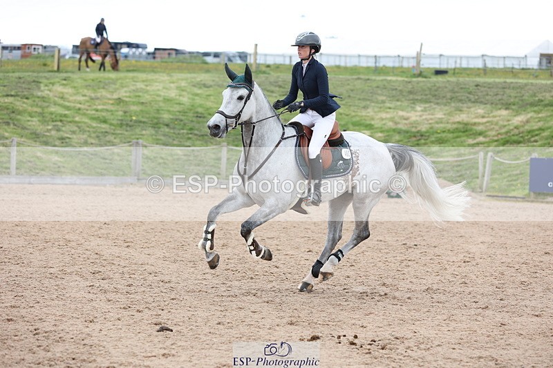 240419A-110924-06344 - Cls 2, 2 Star Small Tour 1.30m