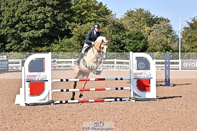 260812-093107-00044 - Cls 2 British Novice and 90cm