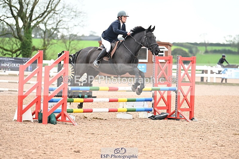 241023A-113616-00580 - Cls 1 British Novice and 90cm Open