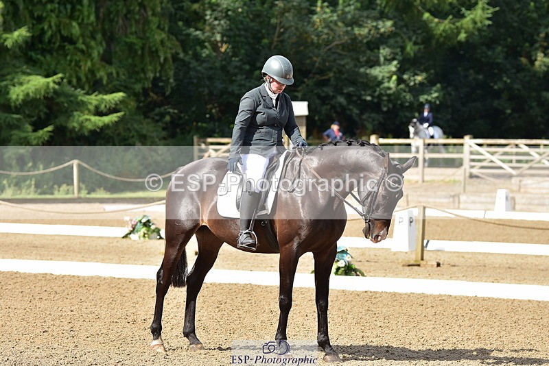 250719A-100550-03514 - 019-Bryony.Lovell-Williams-Broadtown.Man.In.The.Mirror