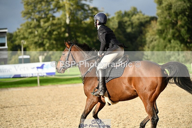 251004A-165210-02256 - Classes 10 & 11 80cm